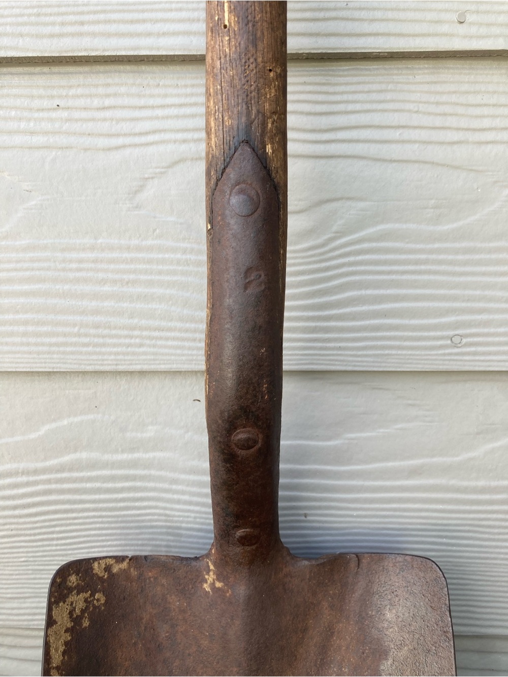 Primitive Rusty Shovel with Wood Handle Vintage Garden Tool - Picture 4 of 16